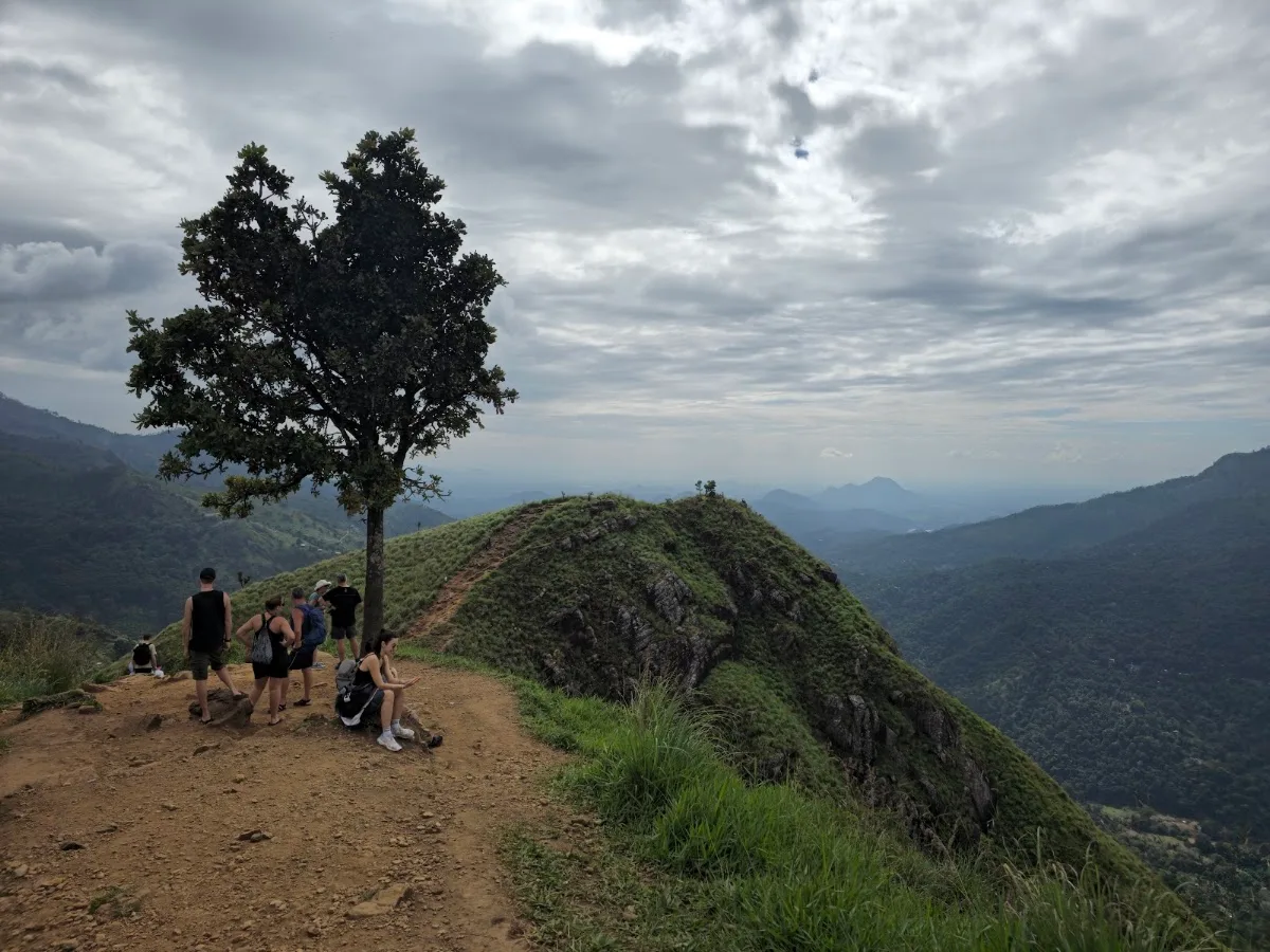 Little Adam's Peak al amanecer