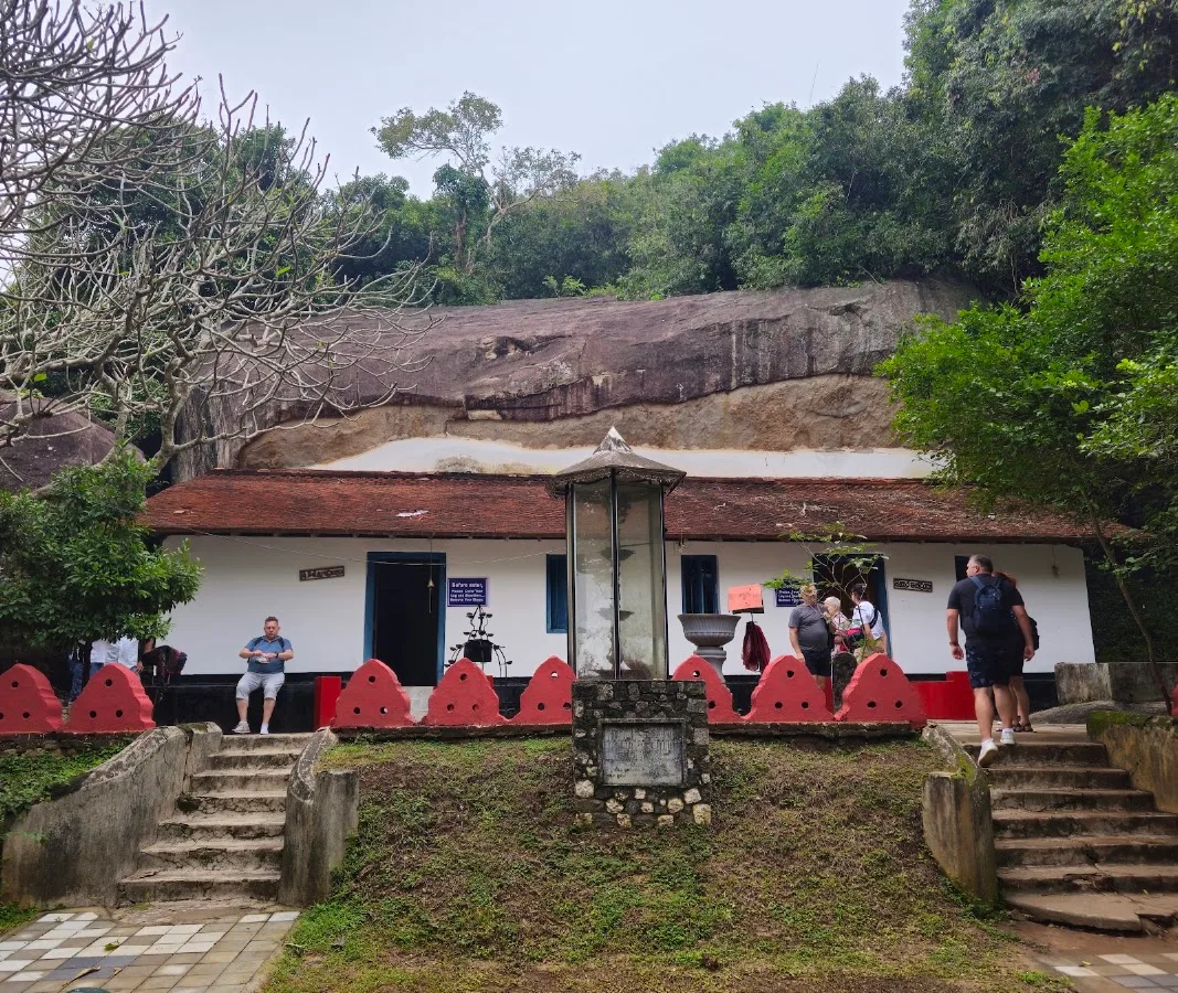 Templo de la roca de Pidurangala